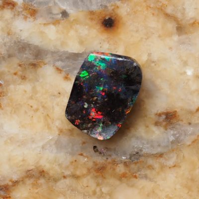 0.8ct BOULDER OPAL stock 252929