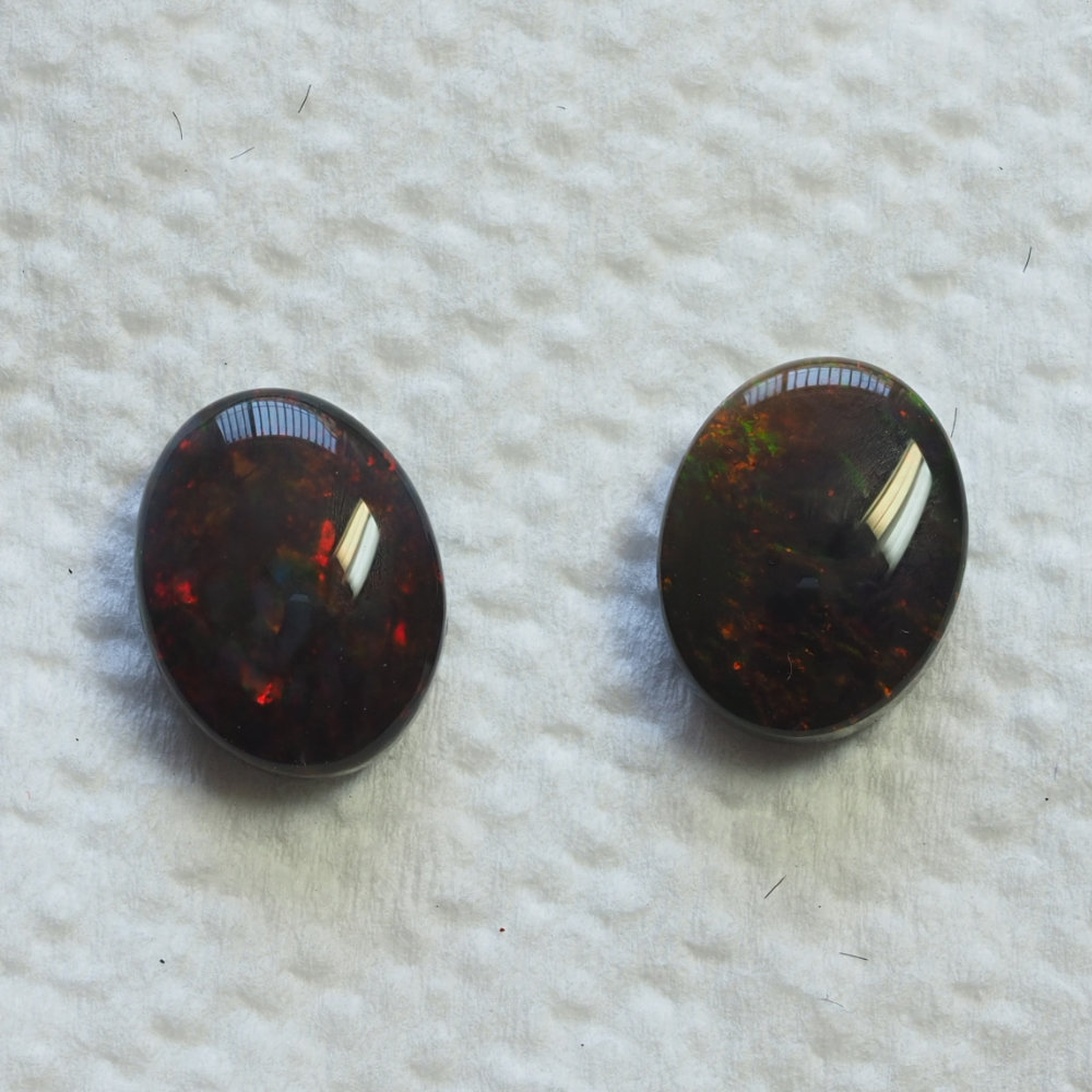 3.19ct N1-BLACK SOLID OPAL from LIGHTNING RIDGE — Stock #230749, Christianos Opals