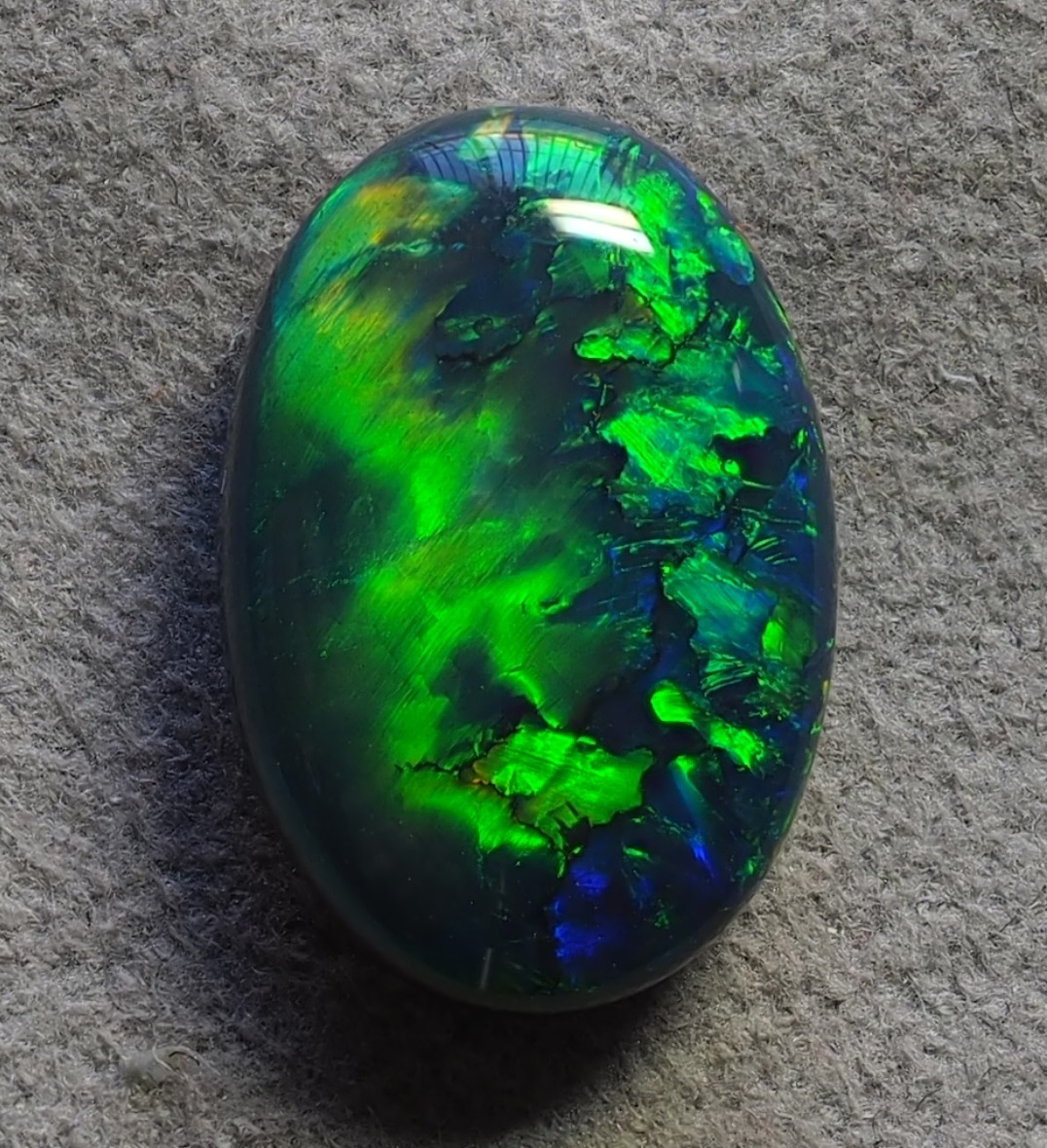 5.07ct N2-BLACK SOLID OPAL from LIGHTNING RIDGE — Stock #232522, Christianos Opals