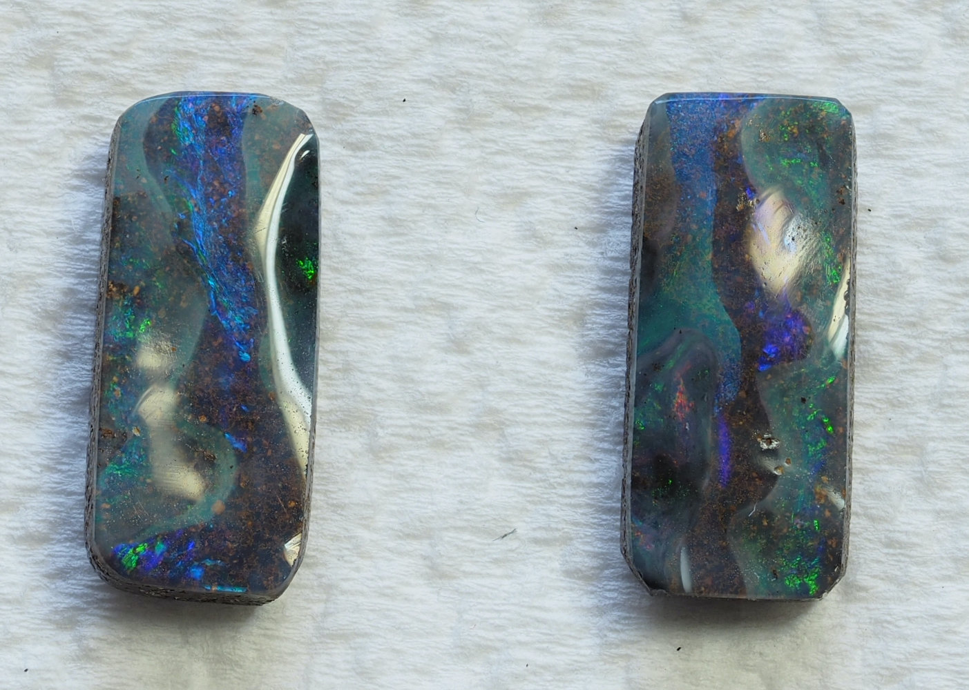 產自昆士蘭的5.35克拉 礫背澳寶｜存貨編號252463，曼紐澳寶 Christianos Opals