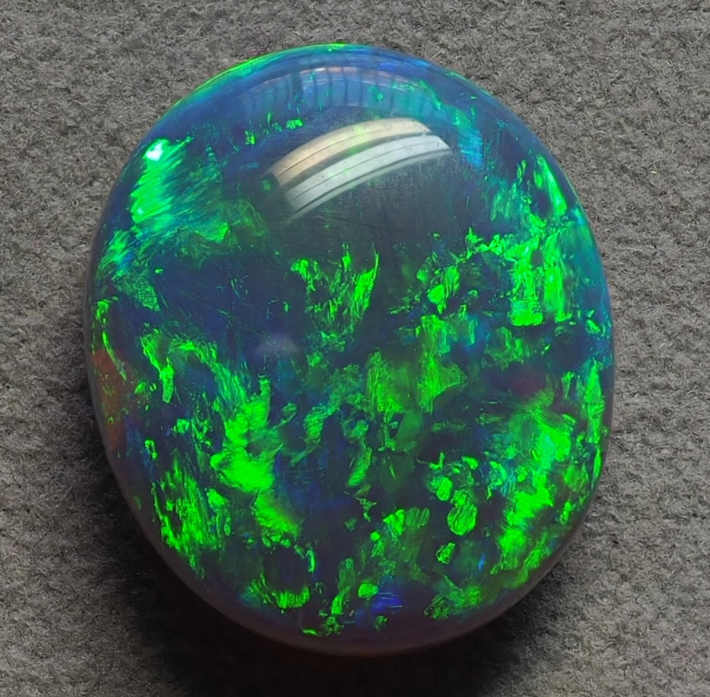 13.88ct N4-BLACK SOLID OPAL from LIGHTNING RIDGE — Stock #252779, Christianos Opals