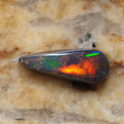 產自昆士蘭的1.00克拉 礫背歐泊｜庫存編號252924，曼紐澳寶 Christianos Opals