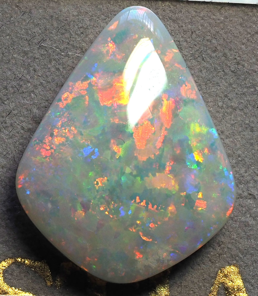 21.47ct N8-LIGHT SOLID OPAL from COOBER PEDY (SHELL PATCH DIGGINGS) — Stock #33467, Christianos Opals